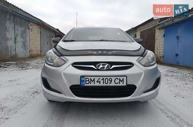 Седан Hyundai Accent 2011 в Глухові