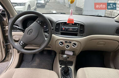 Седан Hyundai Accent 2008 в Києві