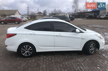 Седан Hyundai Accent 2012 в 