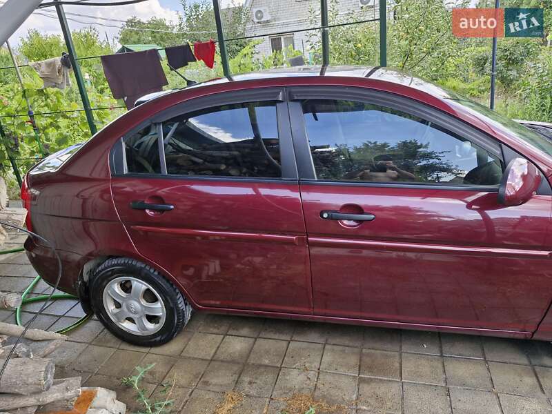 Седан Hyundai Accent 2008 в Дніпрі