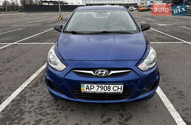 Седан Hyundai Accent 2012 в 