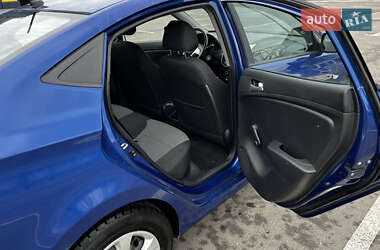 Седан Hyundai Accent 2012 в 