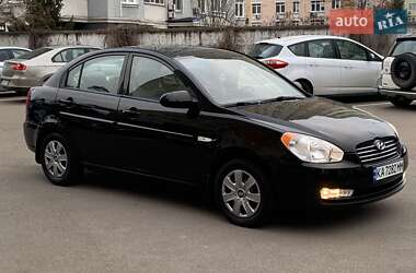 Седан Hyundai Accent 2008 в Киеве