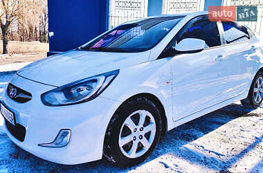 Седан Hyundai Accent 2011 в Харькове