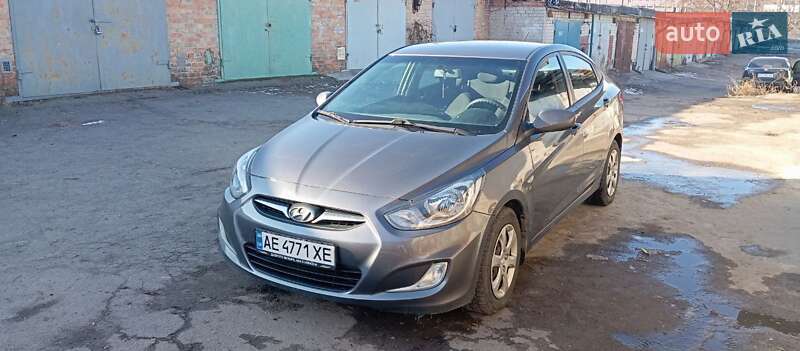 Седан Hyundai Accent 2011 в Дніпрі