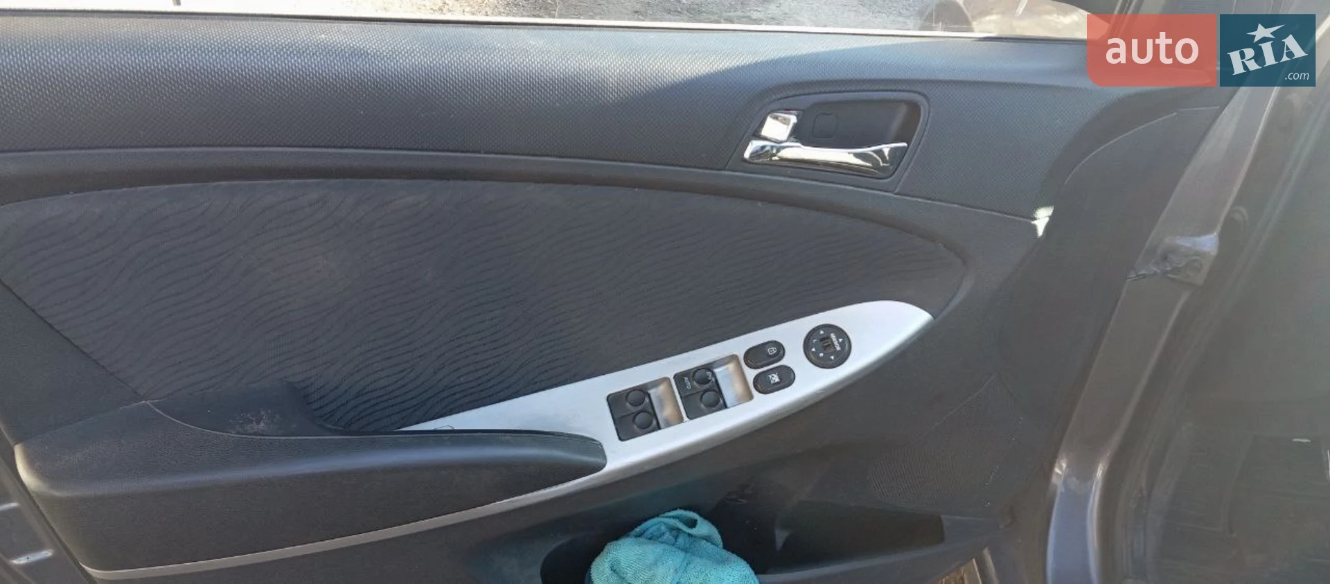 2011 Hyundai Accent - мініатюра 9