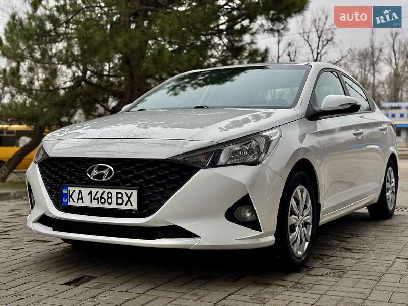 Седан Hyundai Accent 2021 в Днепре