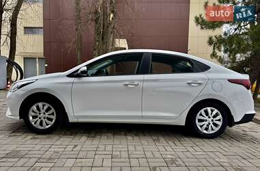 Седан Hyundai Accent 2021 в Днепре