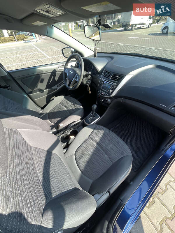 Хэтчбек Hyundai Accent 2016 в Одессе