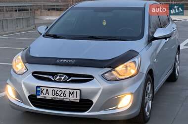 Седан Hyundai Accent 2011 в Киеве