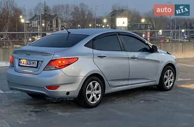 Седан Hyundai Accent 2011 в Киеве