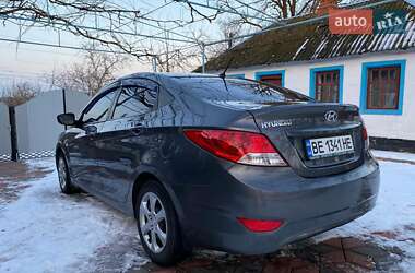 Седан Hyundai Accent 2012 в 
