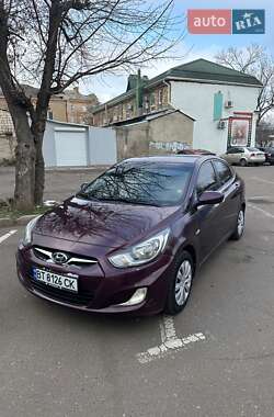 Седан Hyundai Accent 2011 в Николаеве