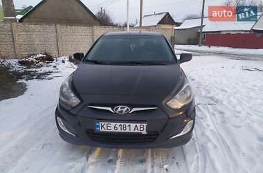 Hyundai Accent 2011 Hyundai Accent 2011