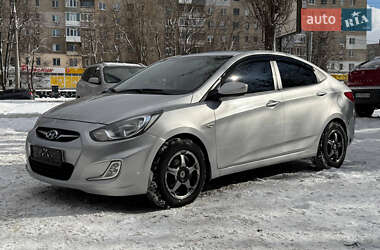 Седан Hyundai Accent 2011 в Харкові