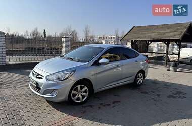 Седан Hyundai Accent 2012 в Києві