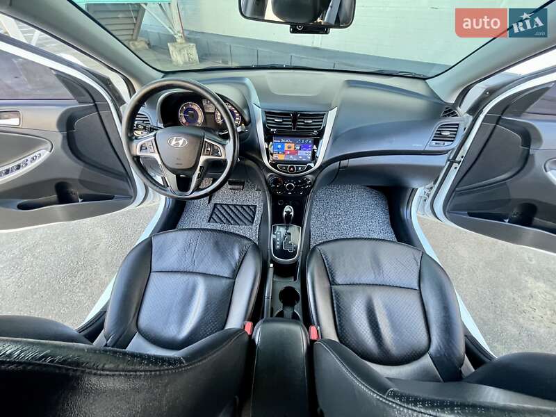 Седан Hyundai Accent 2016 в Одессе