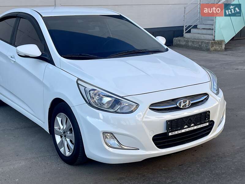 Седан Hyundai Accent 2016 в Одессе