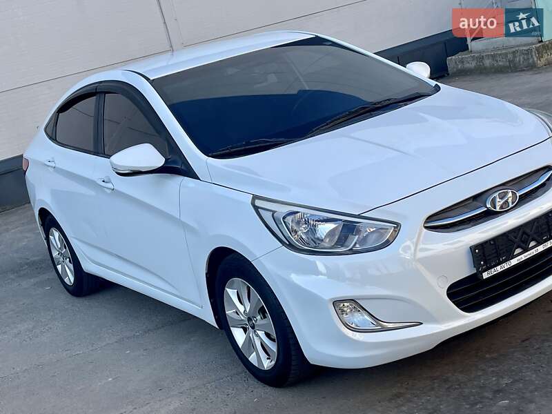 Седан Hyundai Accent 2016 в Одессе