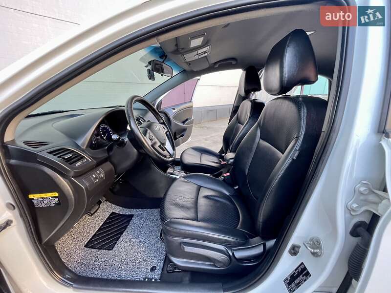 Седан Hyundai Accent 2016 в Одессе