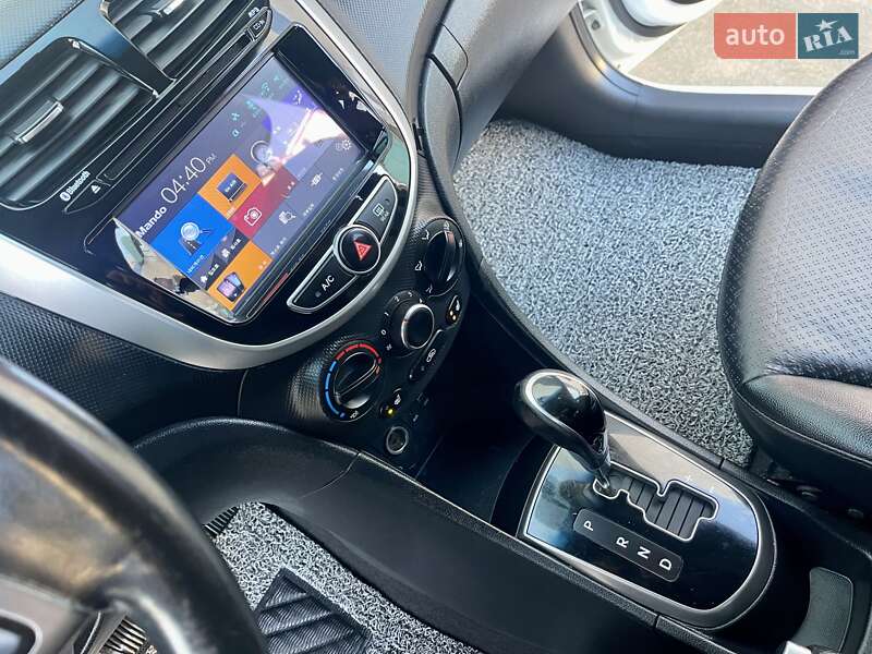 Седан Hyundai Accent 2016 в Одессе