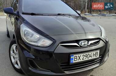 Седан Hyundai Accent 2013 в Славуті