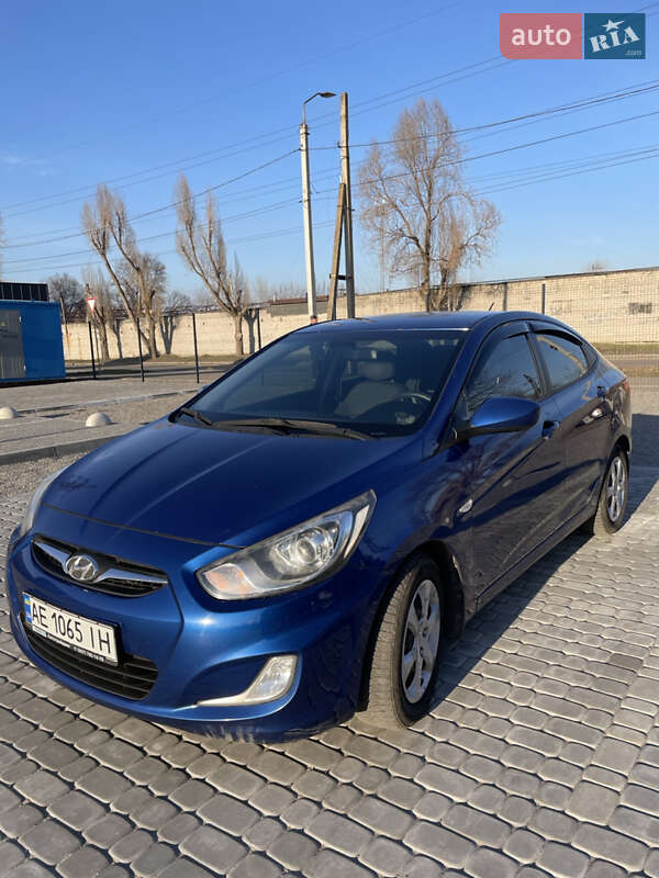 Седан Hyundai Accent 2012 в 