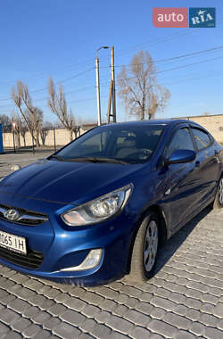 Седан Hyundai Accent 2012 в 