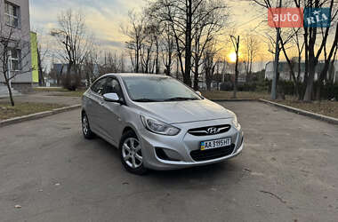 Седан Hyundai Accent 2013 в Киеве