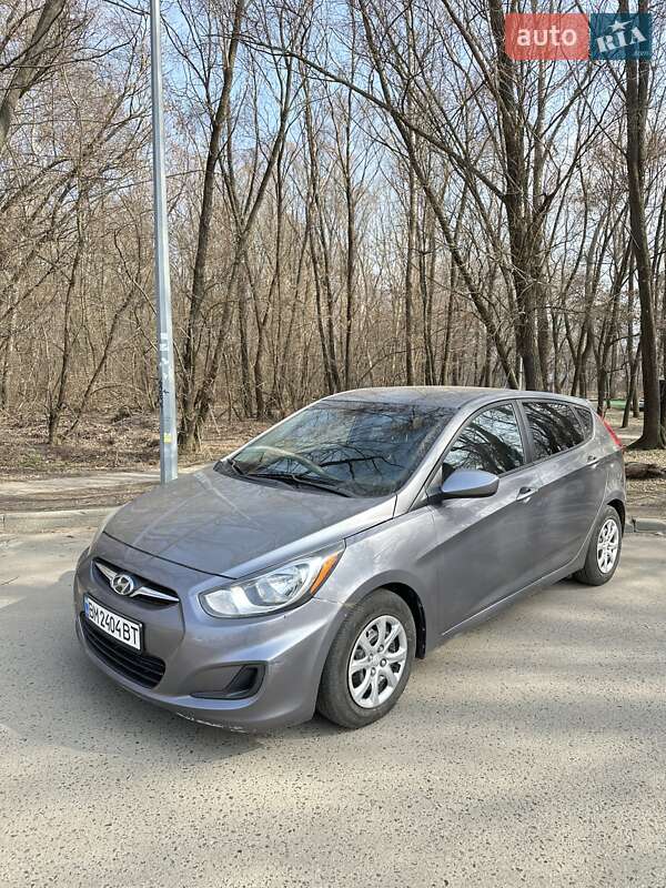 Хэтчбек Hyundai Accent 2013 в Сумах