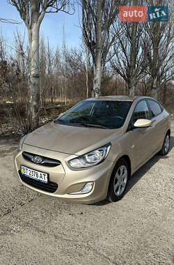 Седан Hyundai Accent 2011 в Миколаєві