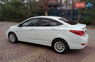 Седан Hyundai Accent 2013 в Запоріжжі