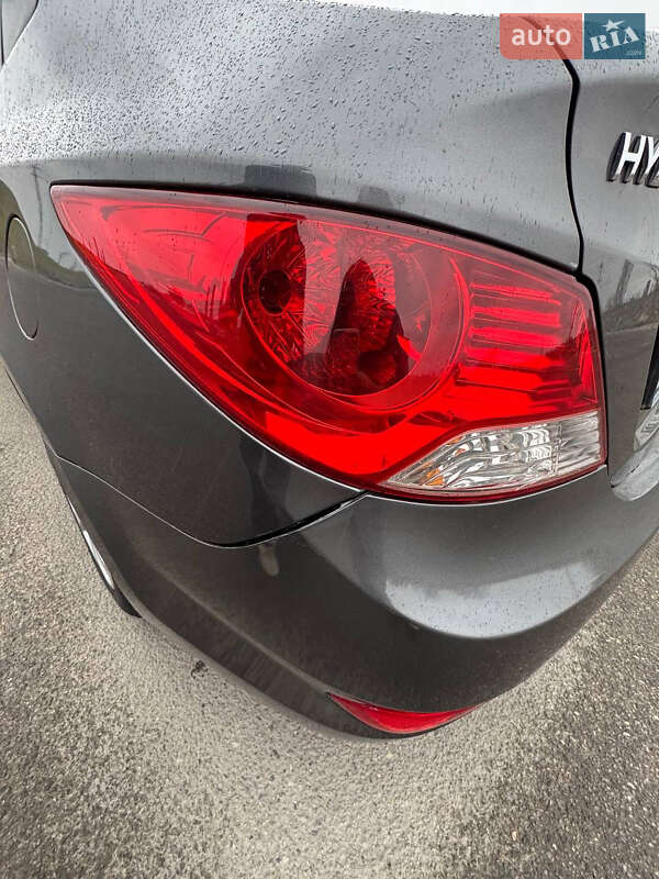 Седан Hyundai Accent 2011 в Дніпрі