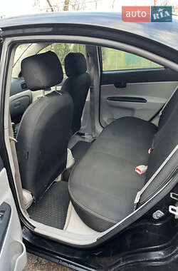 Седан Hyundai Accent 2008 в 