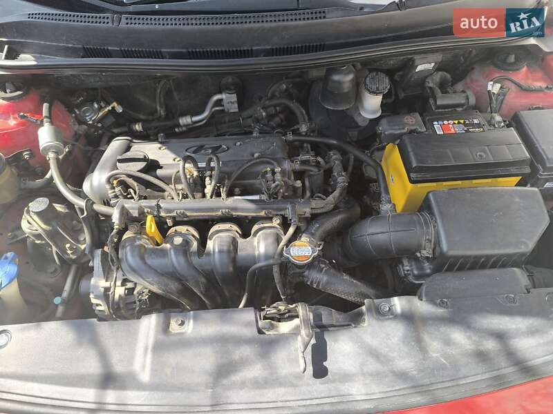 Седан Hyundai Accent 2012 в Николаеве фото 13 Седан Hyundai Accent 2012 в Николаеве