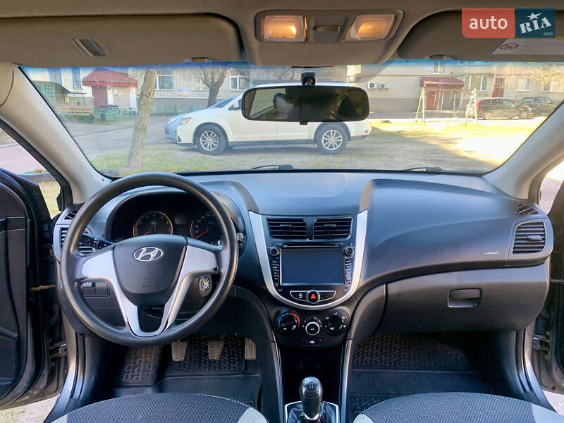 Седан Hyundai Accent 2011 в Коростені фото 9 Седан Hyundai Accent 2011 в Коростені