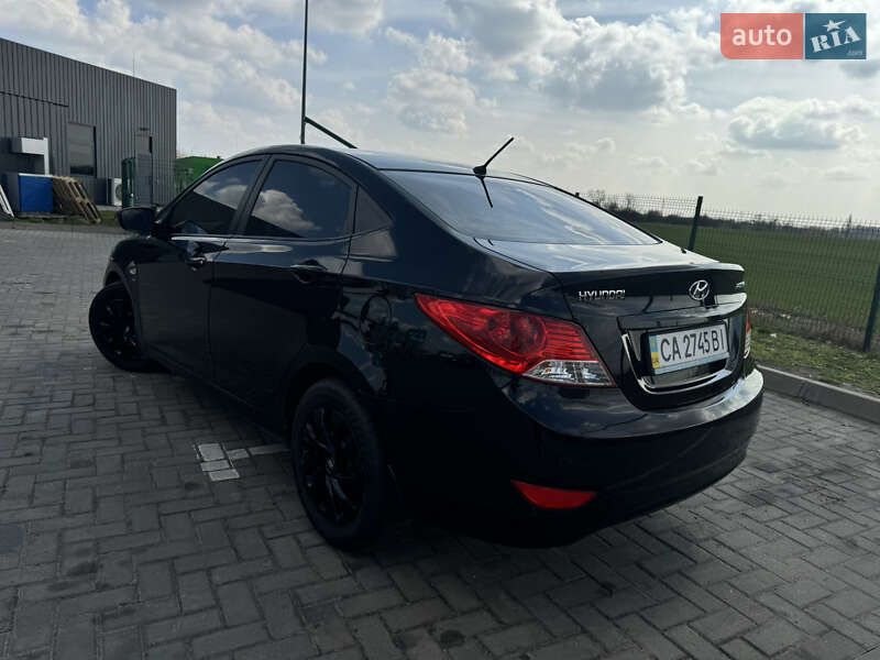 Седан Hyundai Accent 2013 в Черкассах
