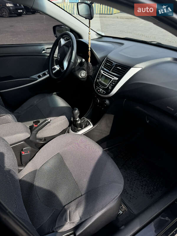Седан Hyundai Accent 2013 в Черкассах