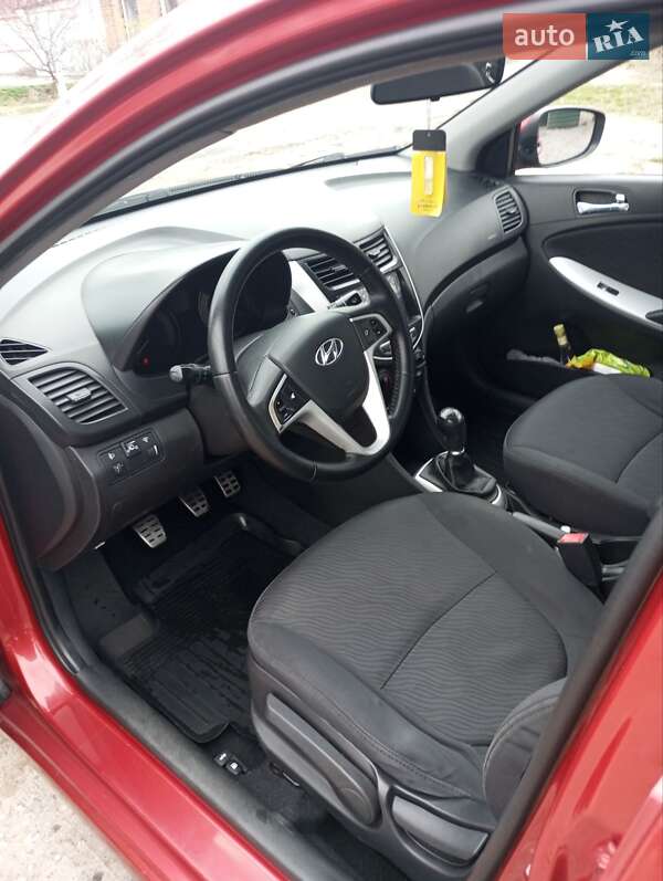 Седан Hyundai Accent 2013 в Харкові