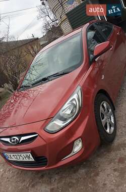 Hyundai Accent 2013 Hyundai Accent 2013
