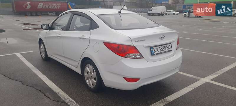 Седан Hyundai Accent 2019 в Киеве