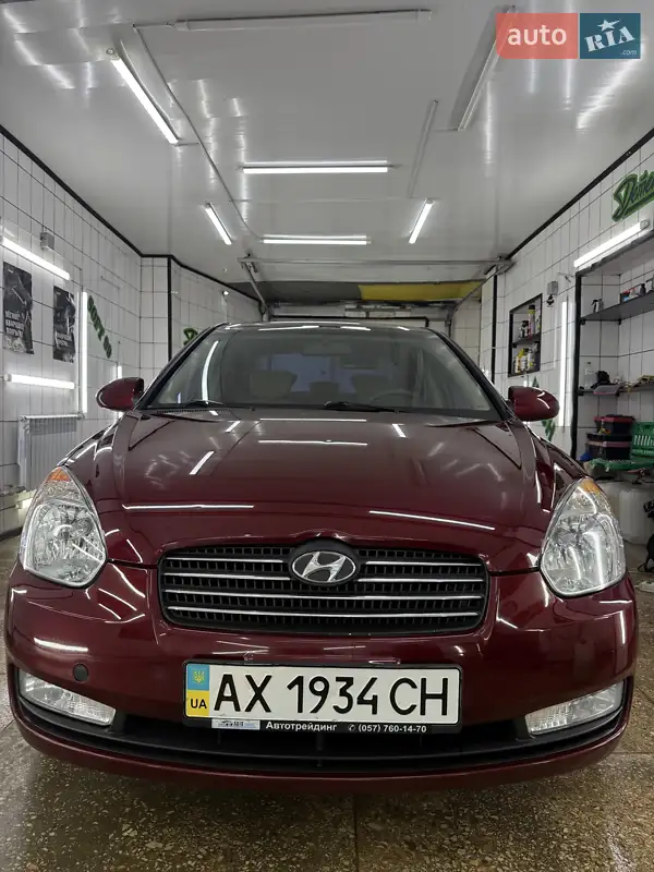 Седан Hyundai Accent 2010 в 