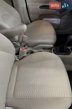 Седан Hyundai Accent 2010 в 
