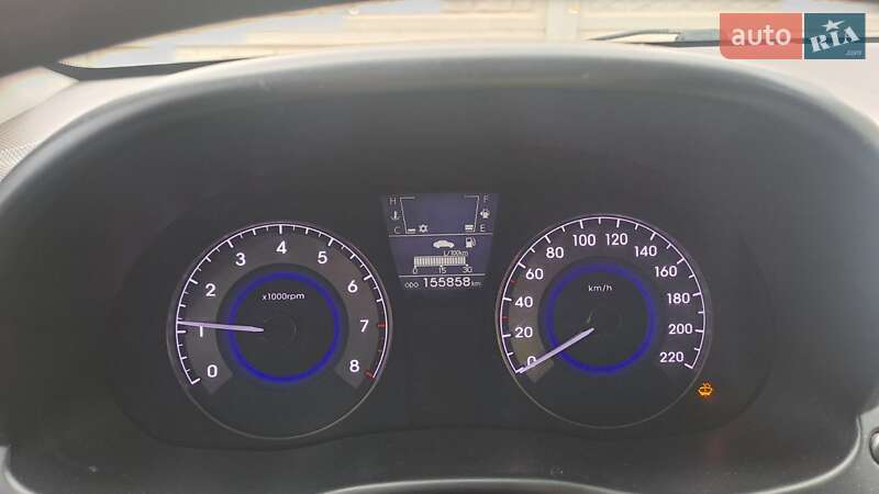 Седан Hyundai Accent 2013 в Умані