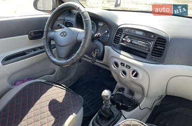Седан Hyundai Accent 2009 в 