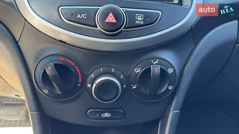 Седан Hyundai Accent 2018 в Киеве