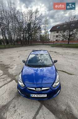 Седан Hyundai Accent 2011 в 