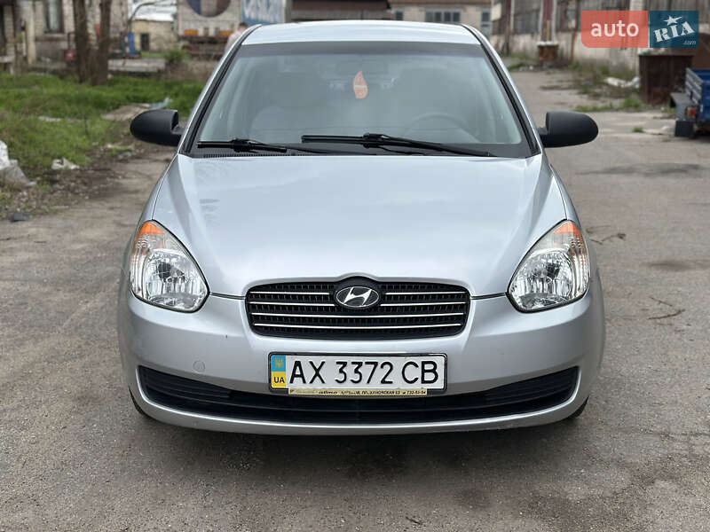 Седан Hyundai Accent 2009 в Запорожье