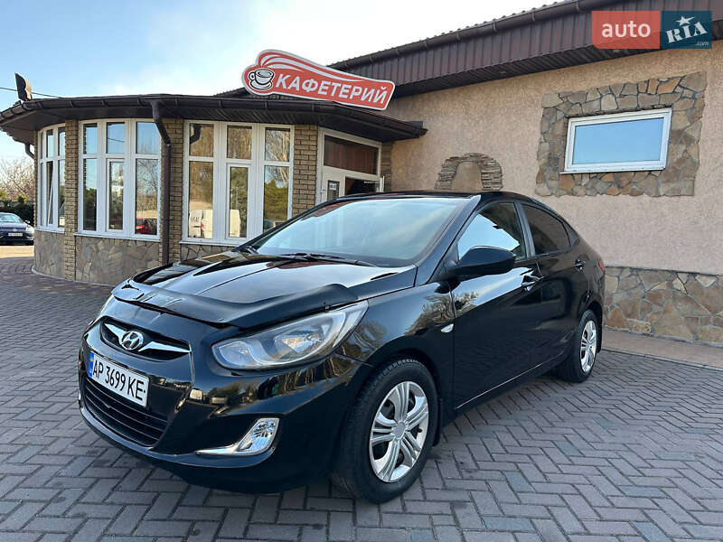 Седан Hyundai Accent 2011 в 