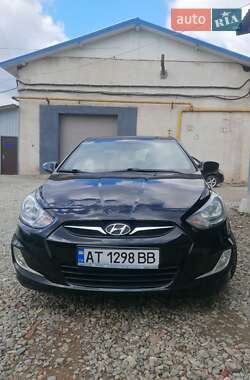 Hyundai Accent 2012